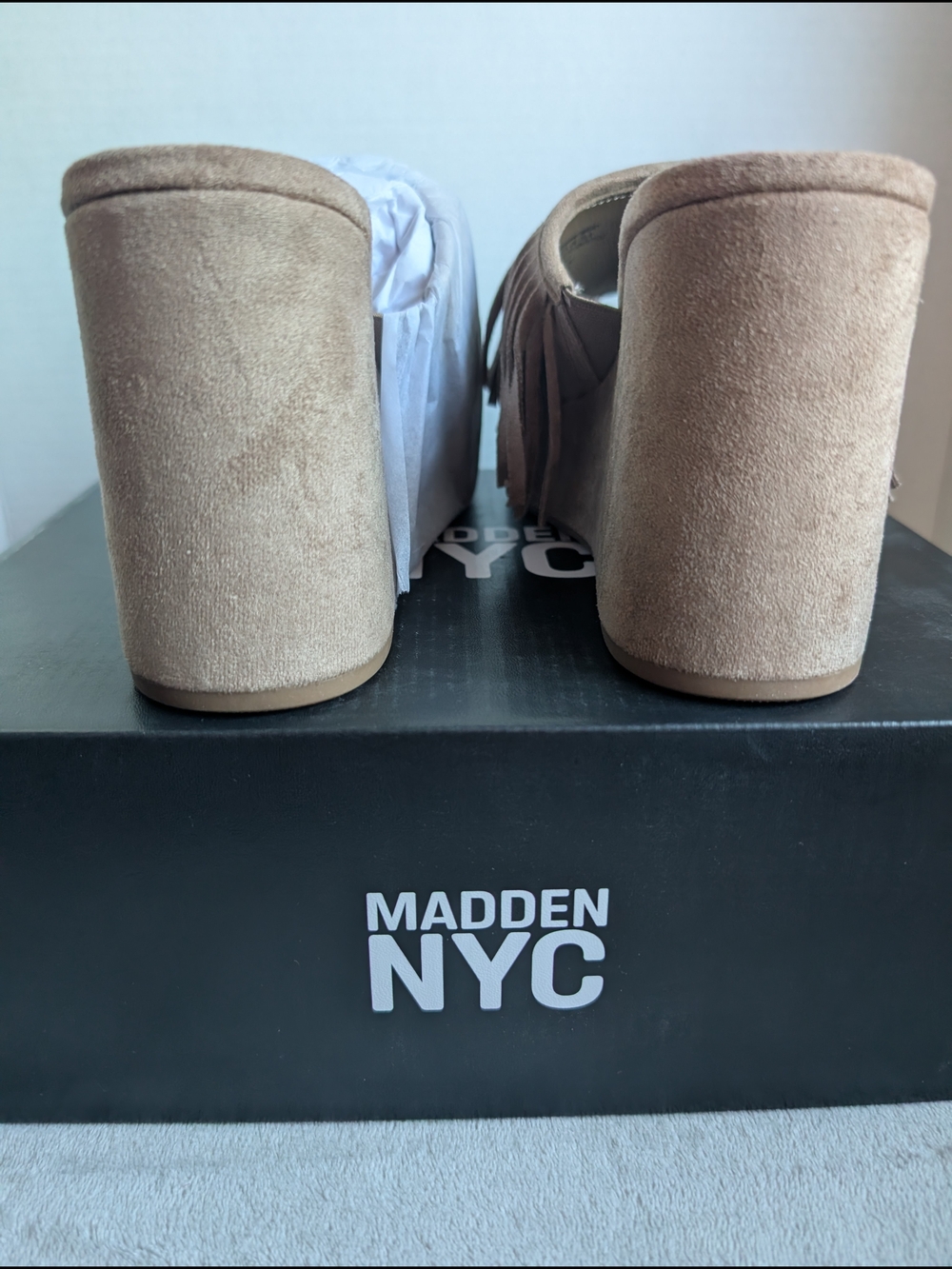 Madden NYC Taupe Fringe Slide Sandals Size 7 NIB - Picture 5 of 9